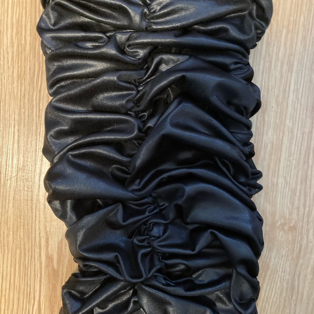Black two piece skirt set. Size small.